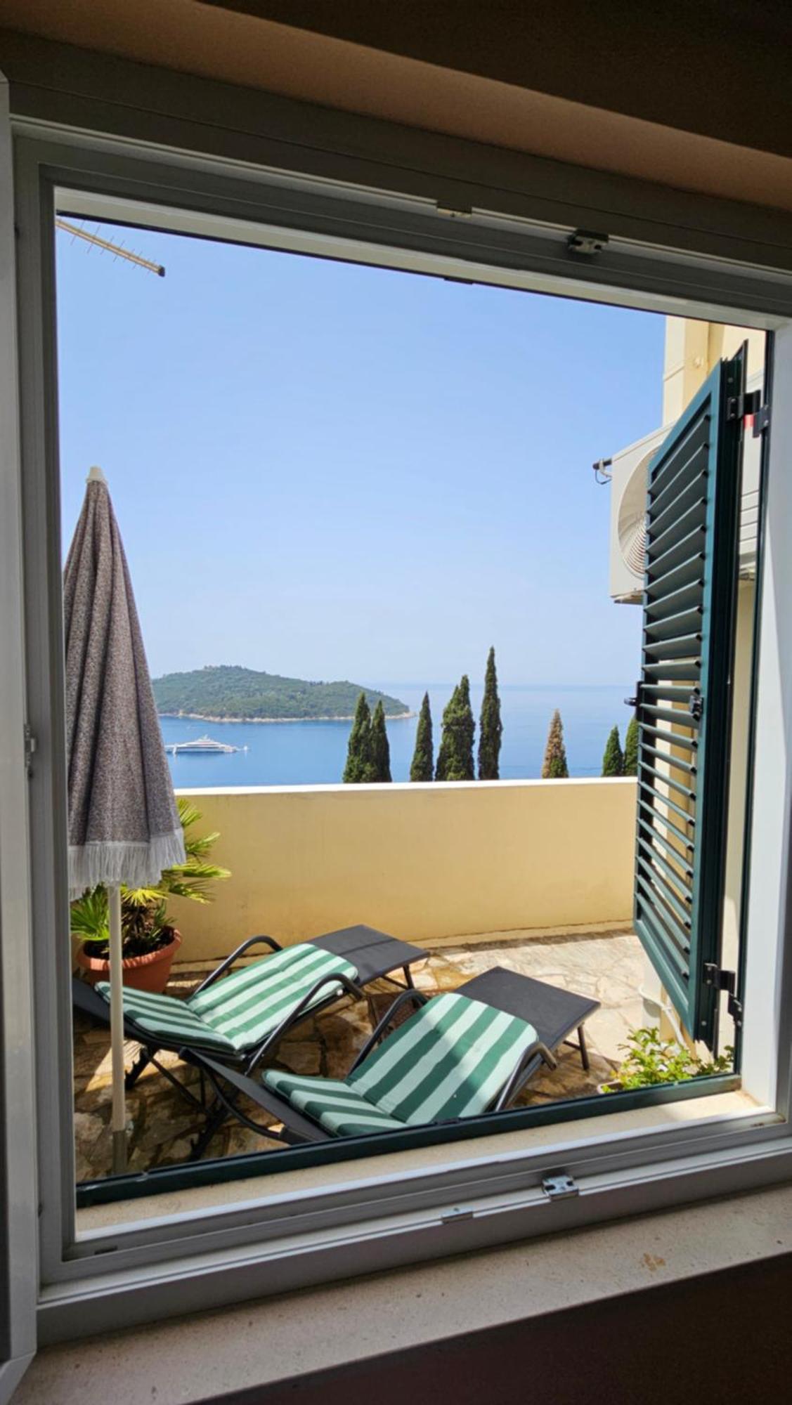 Matea Zlatni Potok Apartment