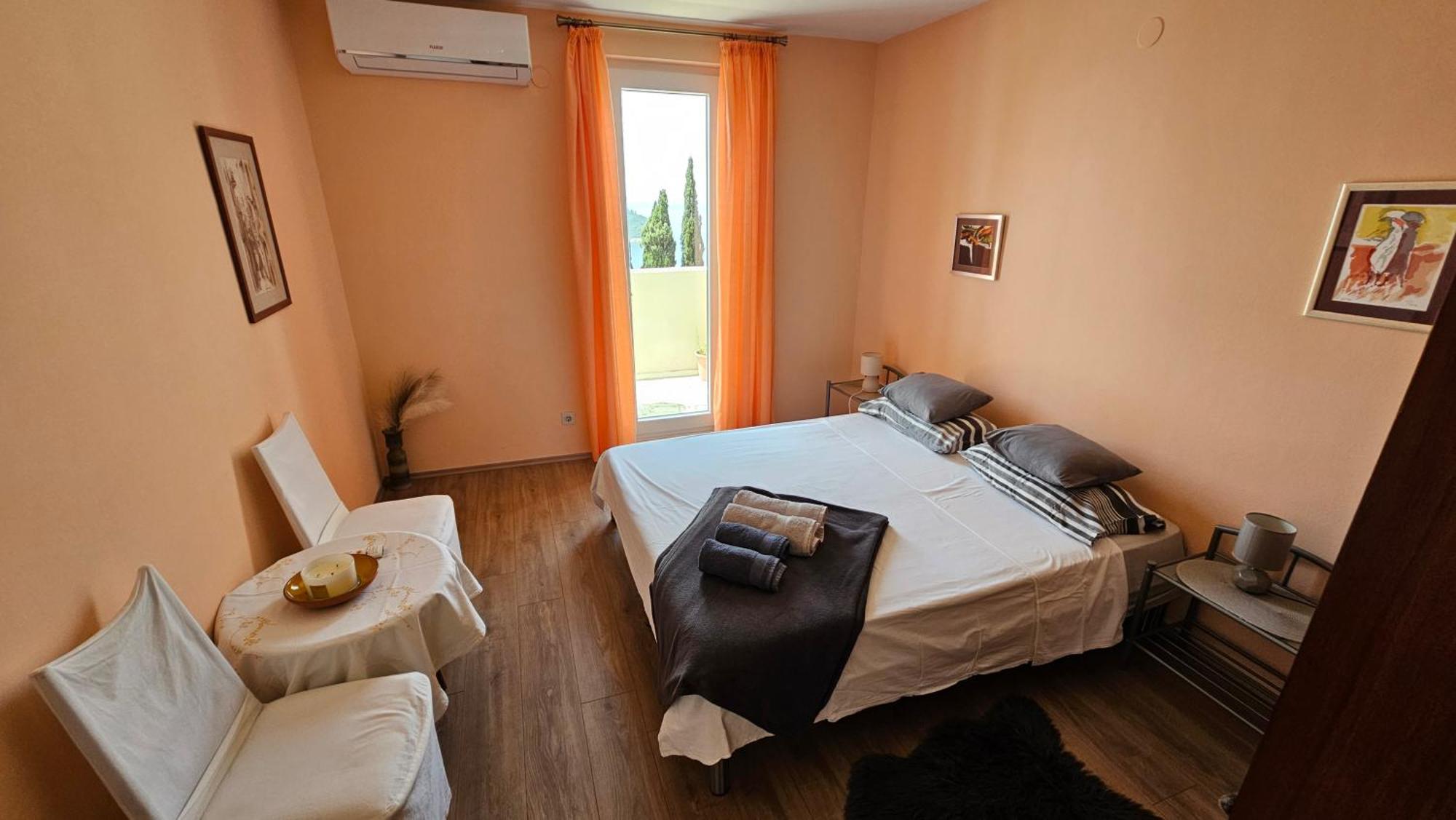Apartment Matea Zlatni Potok *