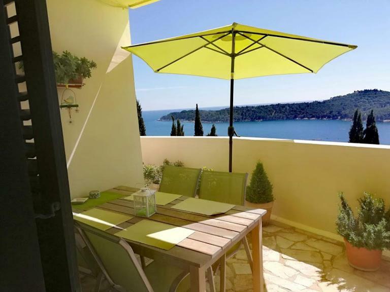 Matea Zlatni Potok Apartment